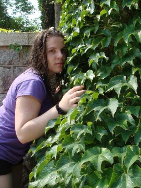 Лена Голова