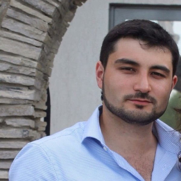 Руслан Ахметзянов