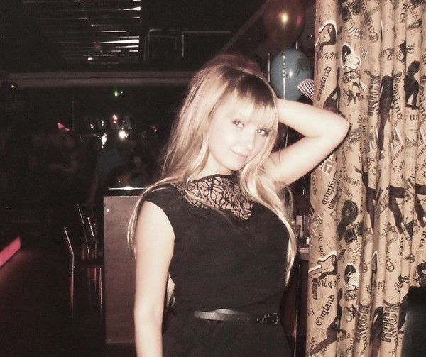 Оля Шестакова