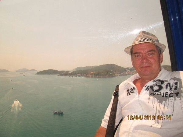 Владимир Захаров