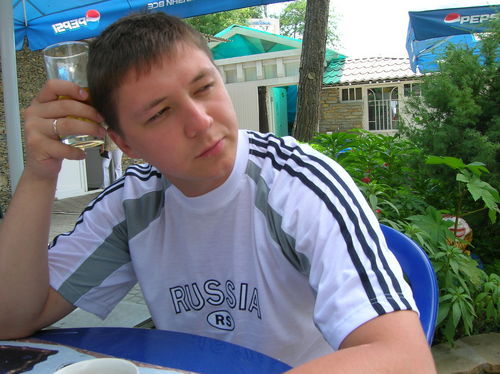 Илья Колесников