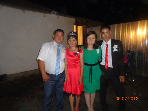 Заррина Дастанова