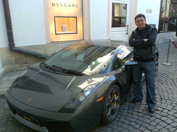 Артур Садабаев