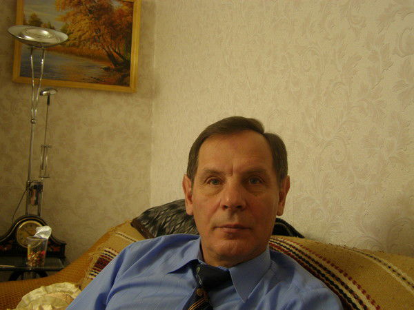 Евгений Лобус