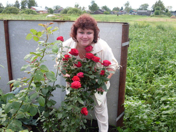 Елена Никольская