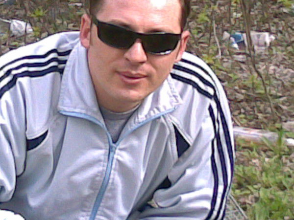 Виктор Манойленко