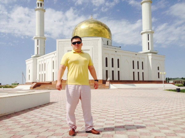 Алишер Жолдасов