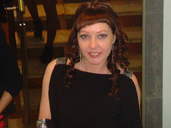 Алёна Тихонова