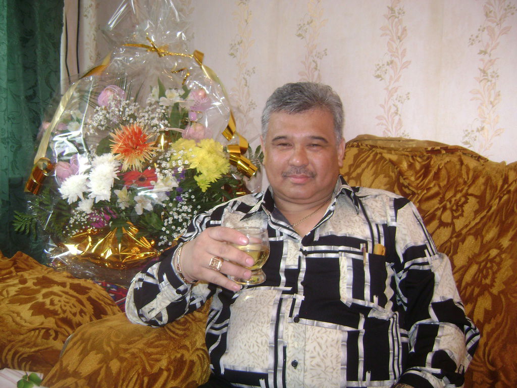 Алишер Абдурахманов