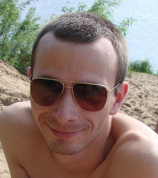 Евгений Лебедев