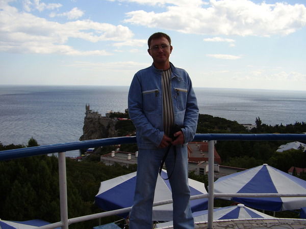 Женя Суворов