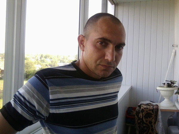 Денис Ефремов