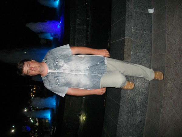 Владислав Лавров