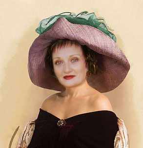 Елена Голикова