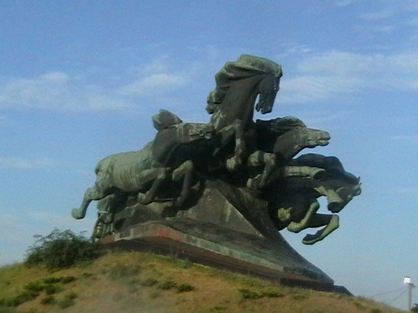 Сергей Мазуров