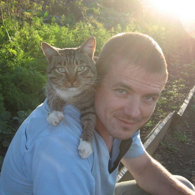 Антон Манжосов