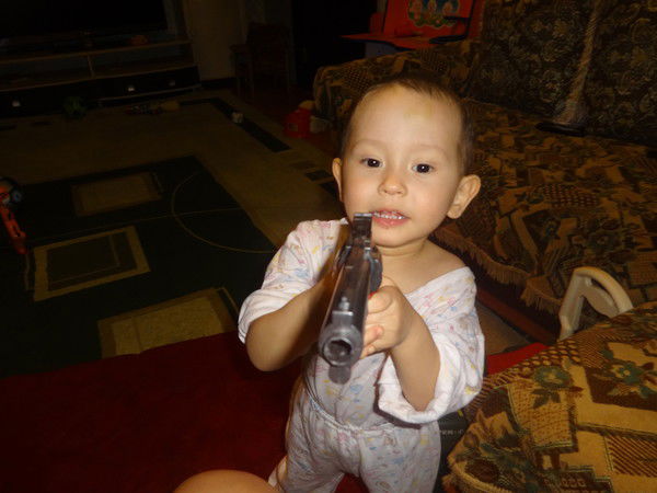 Юрий Емельянов