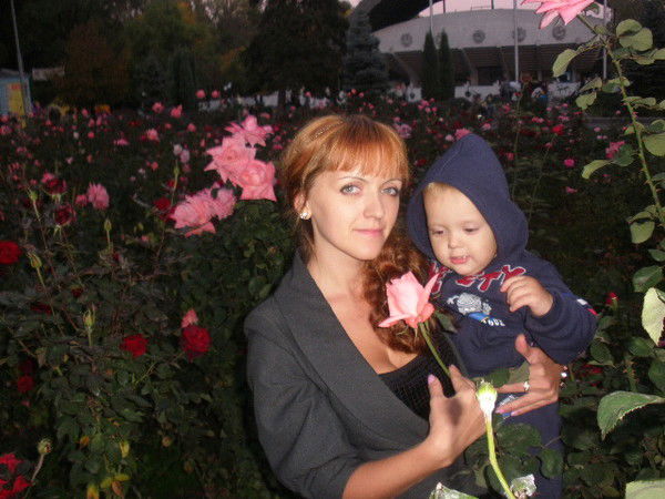 Яна Хамзепур