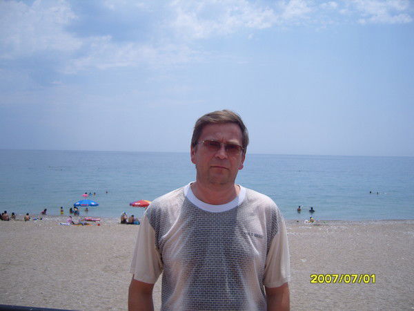 Александр Семенов