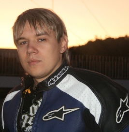 Максим Сердюк