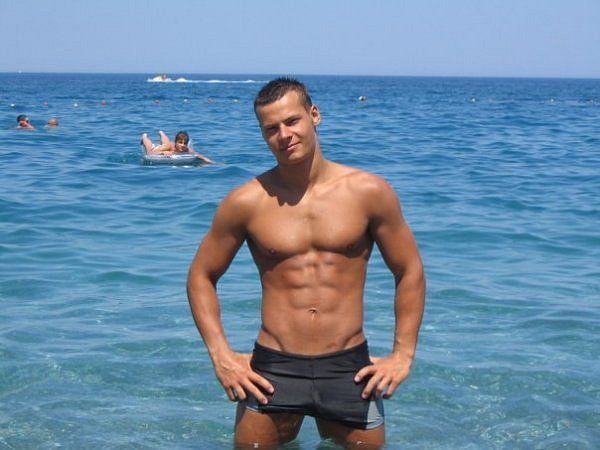 Олег Иванов