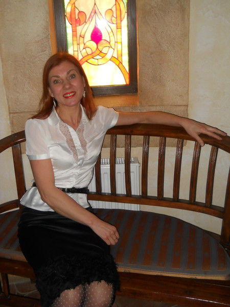 Елена Ларина