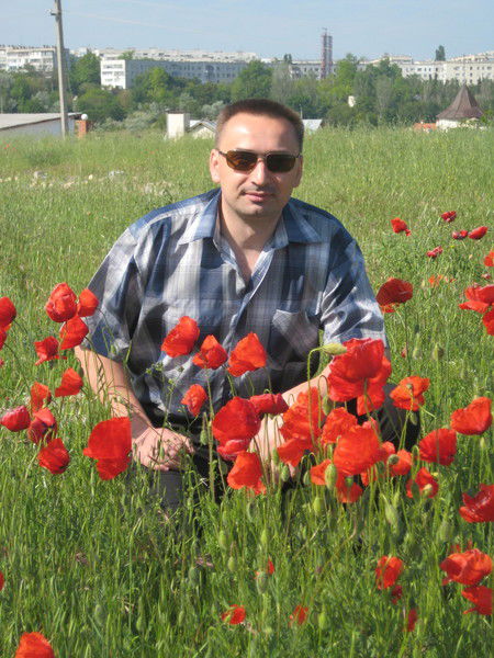 Александр Литвинов