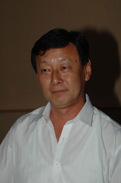 Владимир Дё