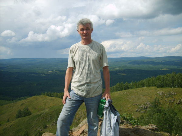 Володя Юсаев