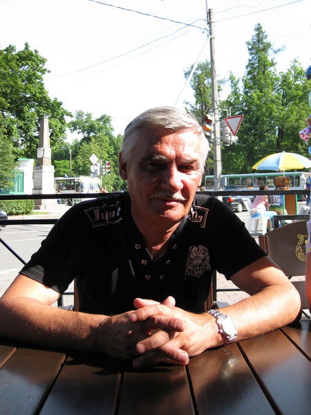 Виктор Дьяченко