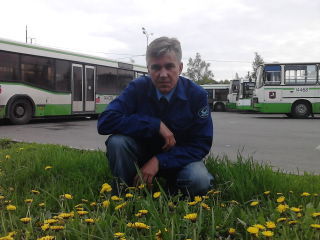 Олег Новиков