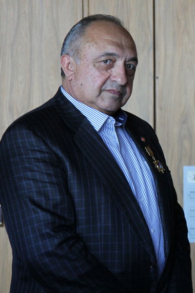 Ренат Акчурин