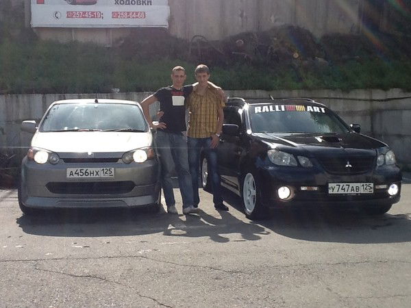 Влад Строгин