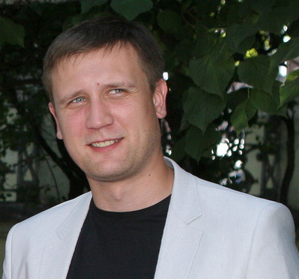 Михаил Бруфман