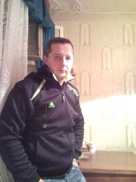 Андрей Попов