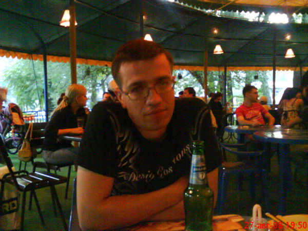 Виталий Левковский