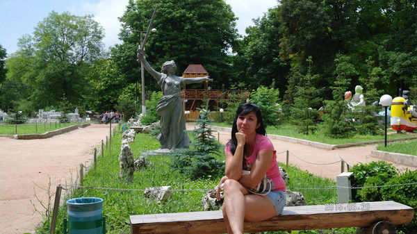 Елена Елена