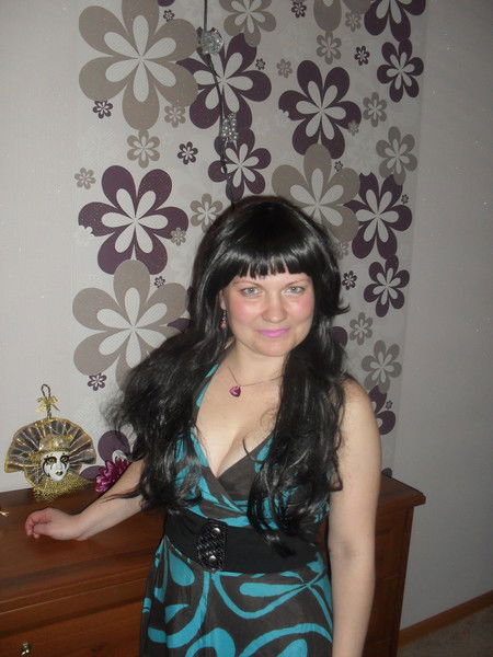 Елена Нежевцова