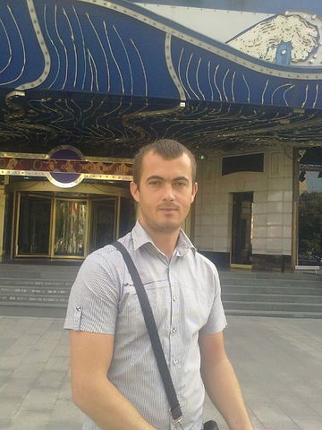 Петр Гольман