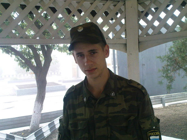 Антон Овчаров