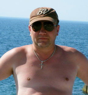 Юрий Карлов