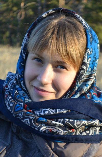 Юлька Половинкина