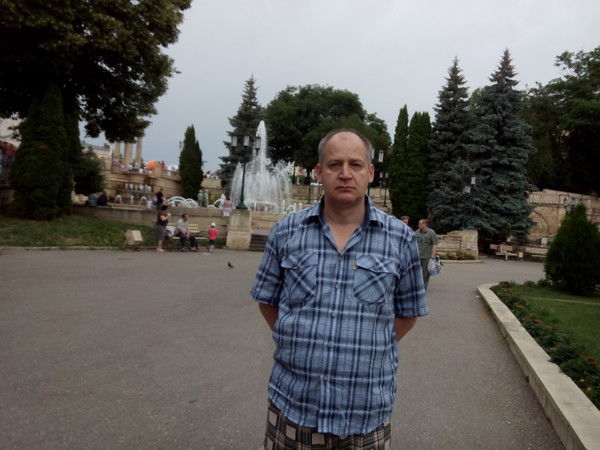 Игорь Петров