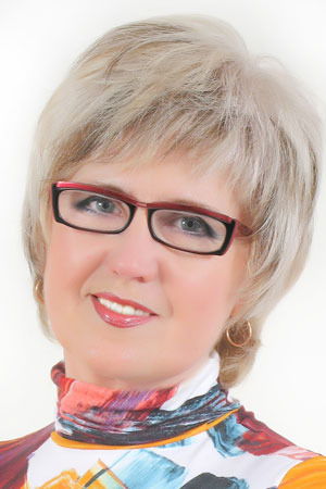 Елена Белоусова