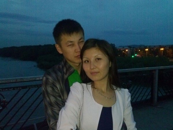 **дархан** **айгерим**