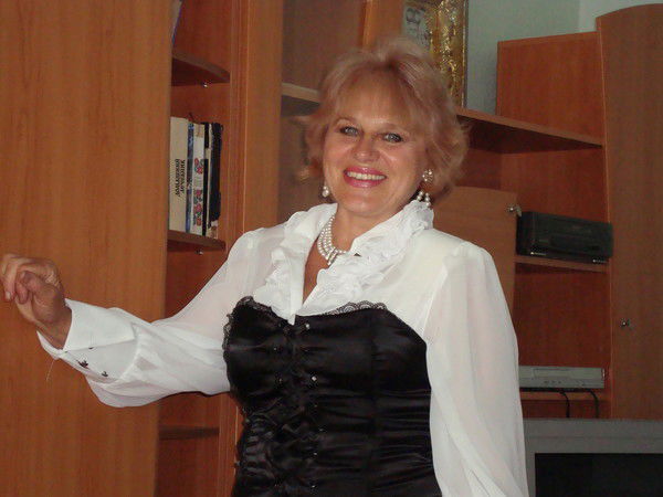 Людмила :-)))