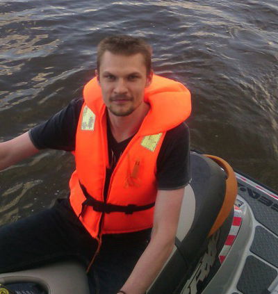 Роман Ларионов