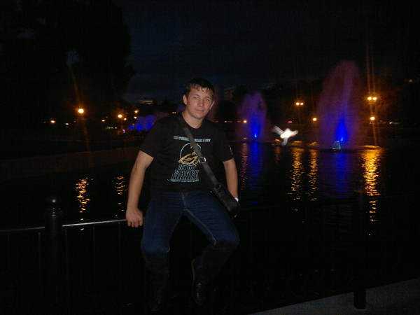 Артём Сухарев