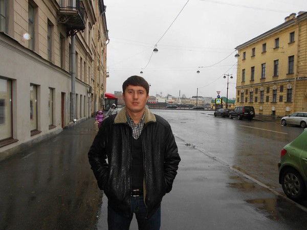 Искандар Атаджанов