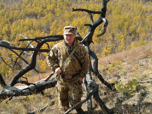 Юрий Костров